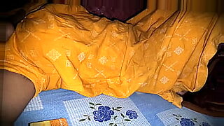 africa-xxxx-in-bush　one-girl-two-boys